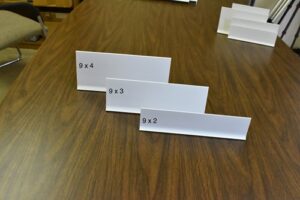 ADHESIVE BASE SHELF DIVIDER 9 x 4